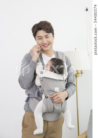 Parenting, childhood and family life concept photo 388 54480374