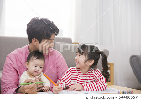 Parenting, childhood and family life concept photo 095 Parenting, childhood and family life concept photo 095 54480557