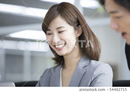 女商人 54482715