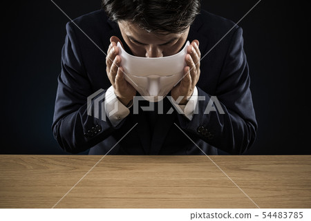 脫下面具的男人 脫下面具的男人 54483785