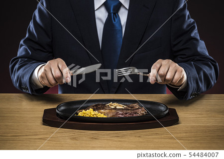 吃牛排的商人 54484007