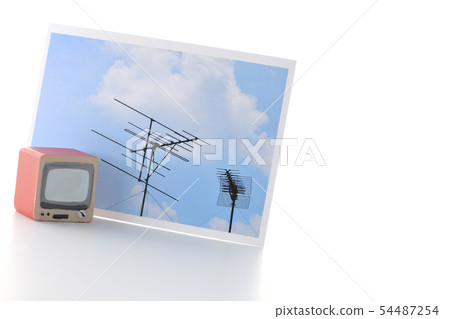 TV and antenna 54487254
