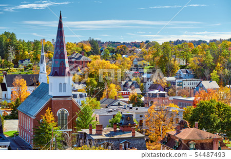 Montpelier town skyline in autumn, Vermont, USA 54487493