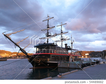 Black ship Sasuke Hana 54489882