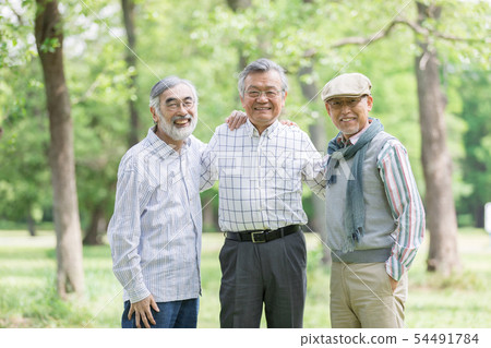 Senior image 54491784