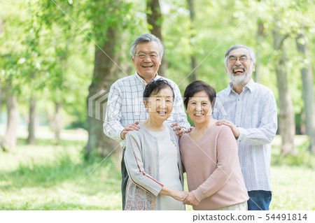 Senior image 54491814