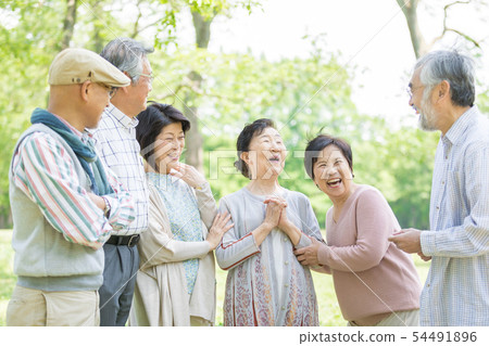 Senior image Senior image 54491896