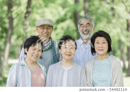 Senior image 54492114