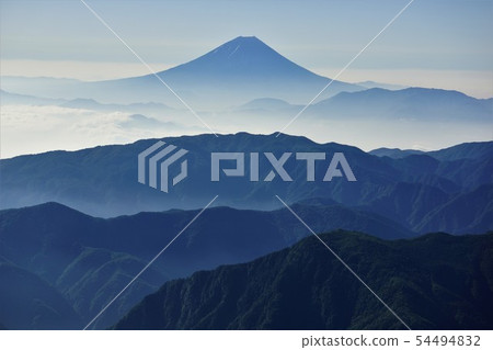 Mt. Fuji and Kushigatayama seen from Mt. Mt. Fuji and Kushigatayama seen from Mt. 54494832