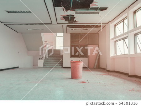 repair leak water pipe in under gypsum ceiling 54501316