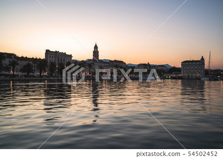 Old town of Split in Dalmatia, Croatia. 54502452
