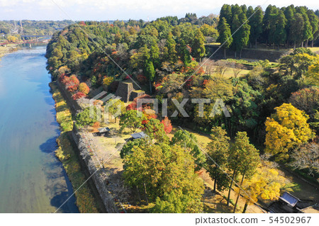Autumn Hiyoshi Castle ruins aerial view 54502967