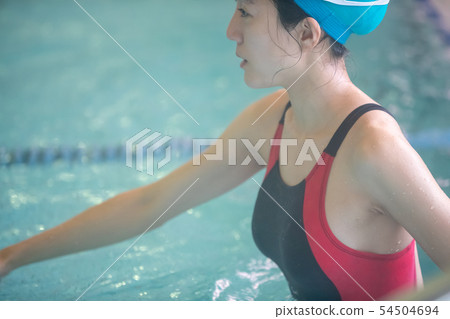 女生 女孩 女性 54504694