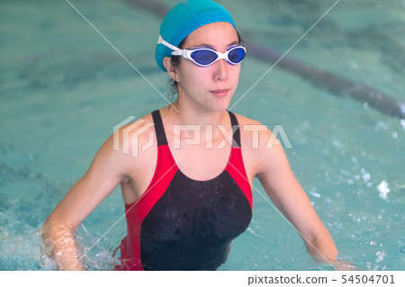 女生 女孩 女性 54504701