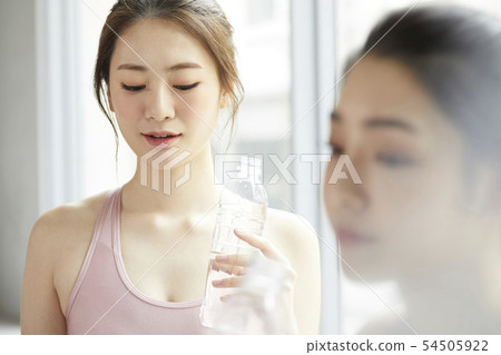 Women sportswear Women sportswear 54505922