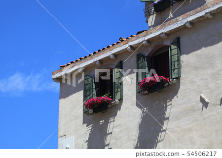 cool window 54506217