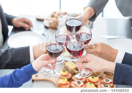 派對敬酒 54508050