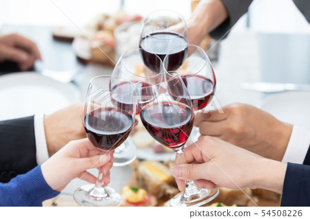 Party toast 54508226