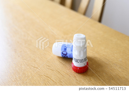 哮喘圖像（吸入器） 54511713
