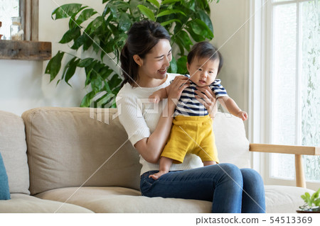 嬰兒和母親育兒育兒客廳 嬰兒和母親育兒育兒客廳 54513369
