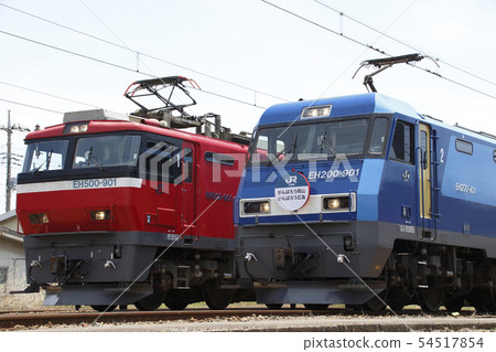 A series of prototype locomotives of "ECO-POWER" A series of prototype locomotives of "ECO-POWER" 54517854
