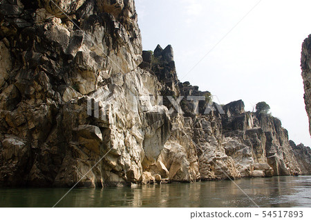Riverside Rock Formation, Bedaghat Riverside Rock Formation, Bedaghat 54517893