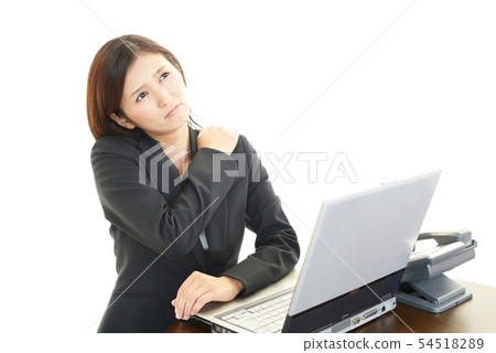 患有肩膀僵硬的女人 患有肩膀僵硬的女人 54518289