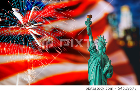 CLOSE UP OF STATUE OF LIBERTY WITH BLUR AMERICAN CLOSE UP OF STATUE OF LIBERTY WITH BLUR AMERICAN 54519575