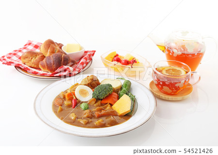 Curry and bread that looks delicious 54521426