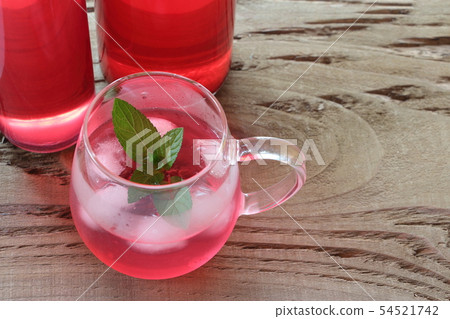 Red Sesame Syrup 54521742