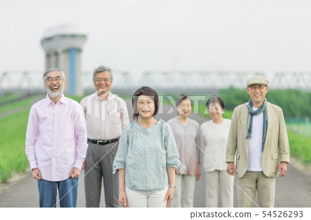 Senior image Senior image 54526293
