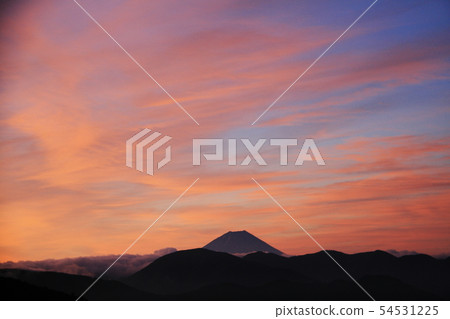 Southern Alps Hakuhosansan Tent Longitudinal From Daimonzawa hut Tent ground I look at Reiko Fuji reflected in the morning burn 54531225