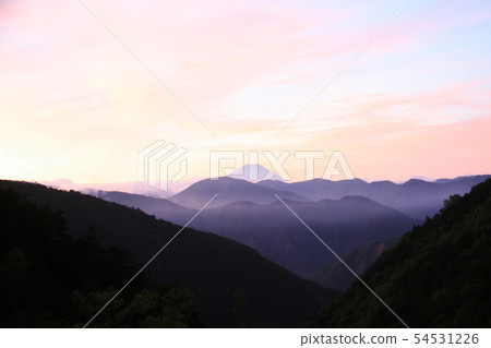 Southern Alps Hakuhosansan Tent Longitudinal From Daimonzawa hut Tent ground I look at Reiko Fuji reflected in the morning burn 54531226