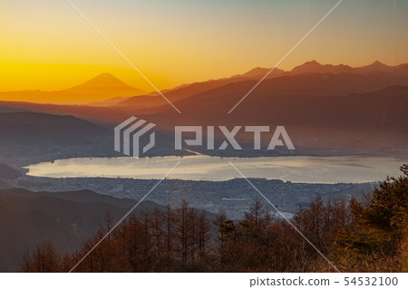 Mt. Fuji and Lake Suwa in Takaboc Plateau, Okaya, Nagano Prefecture Mt. Fuji and Lake Suwa in Takaboc Plateau, Okaya, Nagano Prefecture 54532100