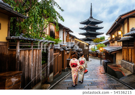 Traveler in Higashiyama District, Kyoto, Japan 54536215