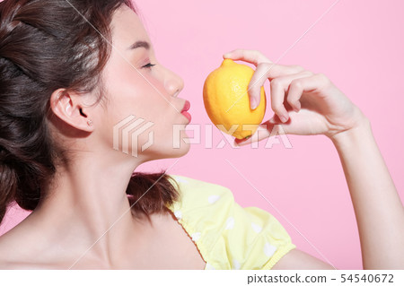 Women beauty 54540672
