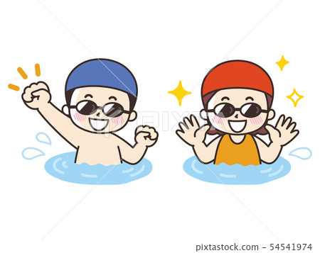 孩子們在泳池裡玩的泳裝 54541974