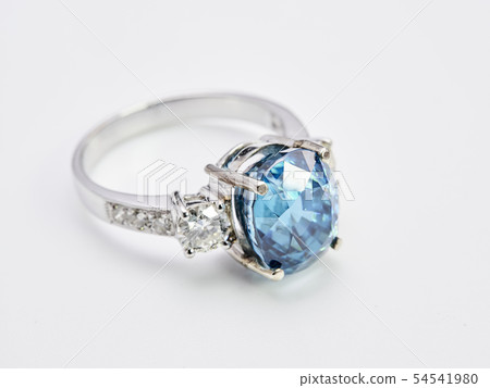 Jewelry diamond rings and necklaces show in luxury 54541980