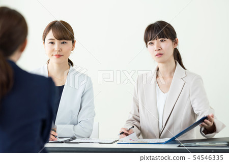Interview image Interview image 54546335