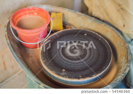 Rotating disc for pottery in a pottery workshop Rotating disc for pottery in a pottery workshop 54546360