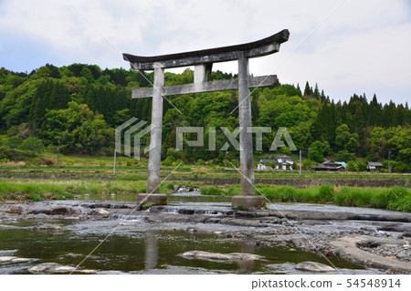 Torii 54548914