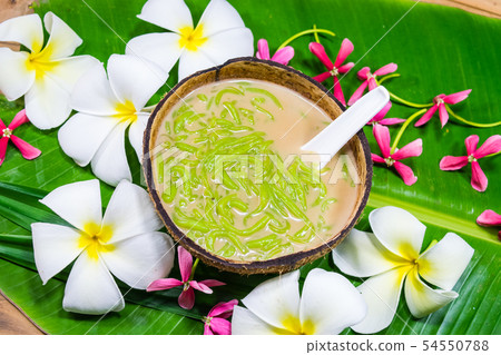 traditional thai dessert (Lot Chong) traditional thai dessert (Lot Chong) 54550788