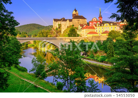 Loket town near Karlovy Vary, Czechia 54553050