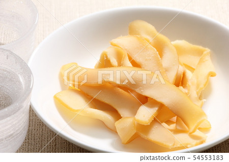 Squid, Squid product (image of rice snacks) Squid, Squid product (image of rice snacks) 54553183