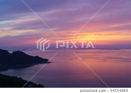 奄美半島三河灣日落 奄美半島三河灣日落 54554869