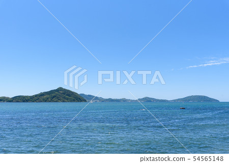 Izu and Nishiyama, Nishi-ku, Fukuoka City 54565148