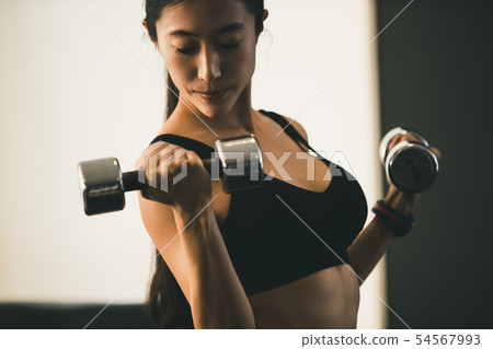 女生 女孩 女性 54567993