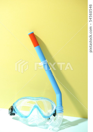 Snorkelling 54568546