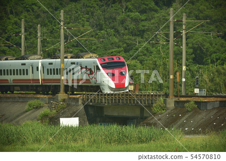 鐵路交通運輸 54570810