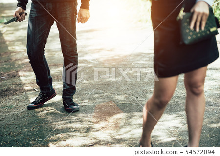 Thieves were threatened with a knife office girl 54572094